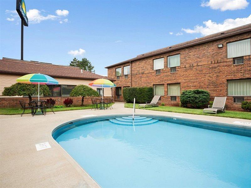Days Inn By Wyndham Middletown Exterior foto